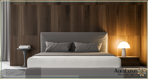 تصميم اسقف غرف نوم بجدة 0592424718 شركة أورا فخامة الألوان الداكنة مع خلفية خشبية وإضاءة مركزة، لغرفة نوم بتصميم فندقي راقٍ